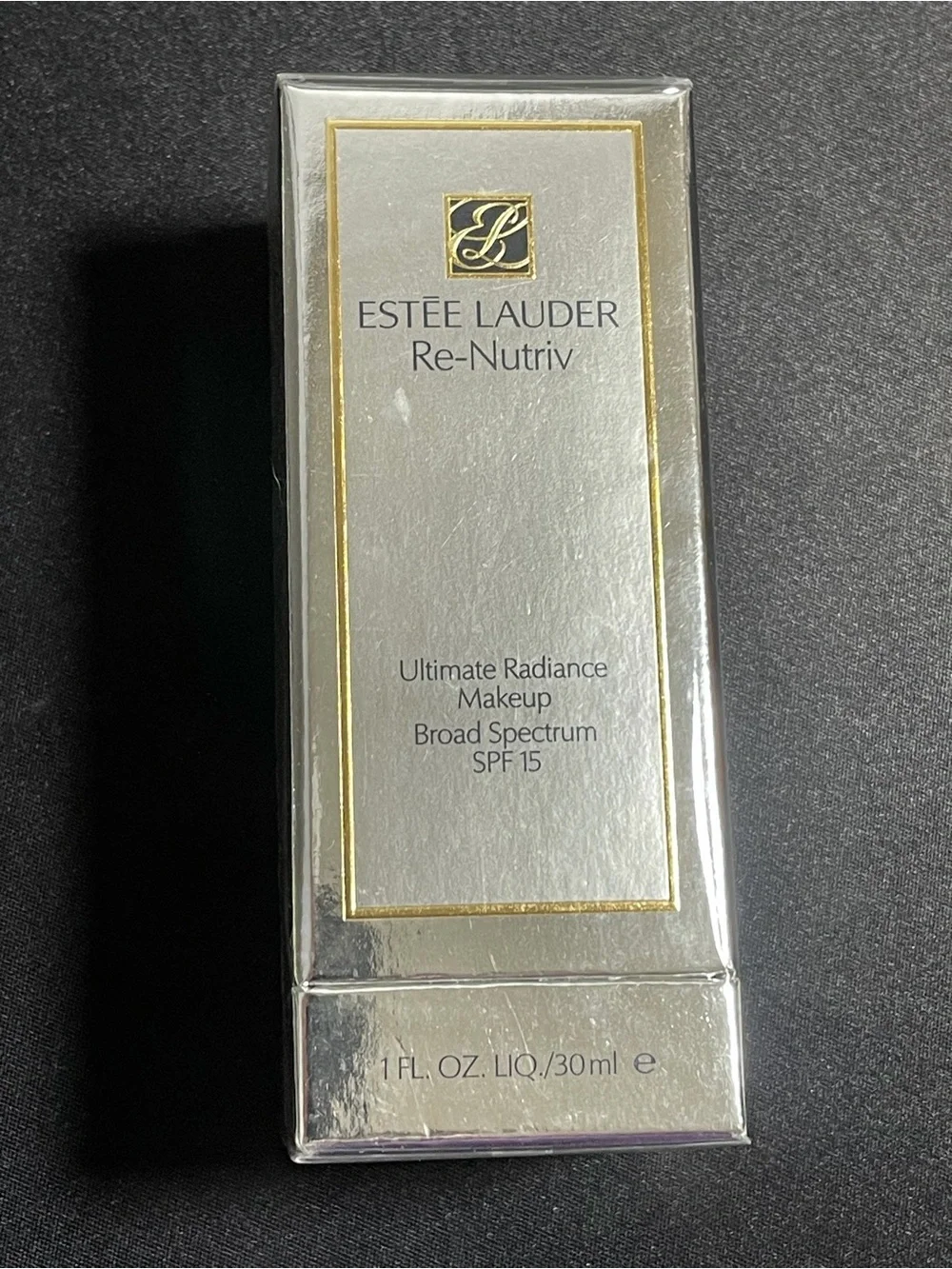 Estée Lauder Re-Nutriv Ultimate Radiance Makeup Dawn SPF 15 Rare discontinued